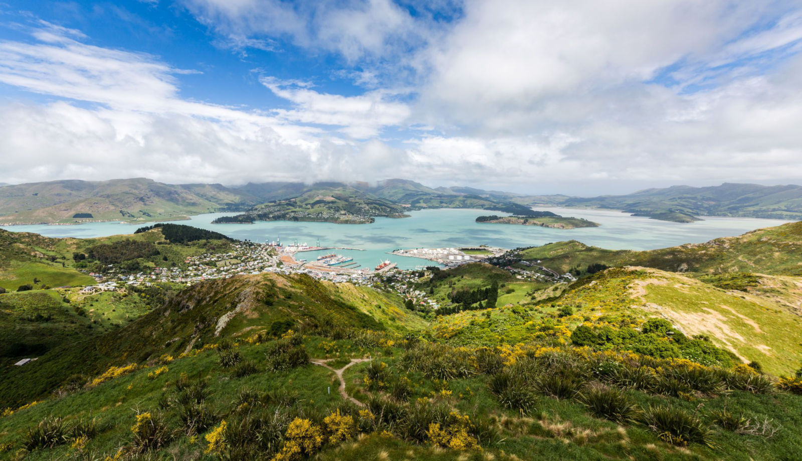 La fin d'un voyage, Akaroa & Christchurch