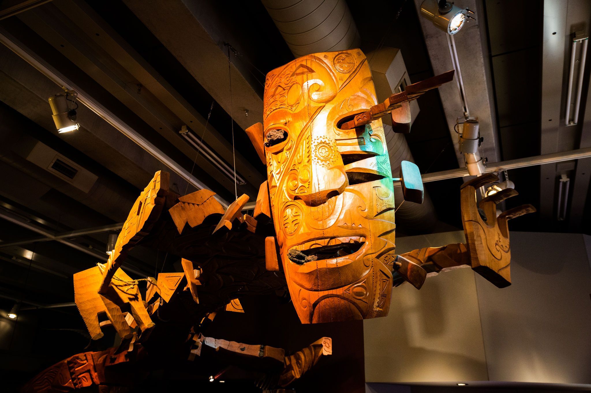 Statuette Maori en bois