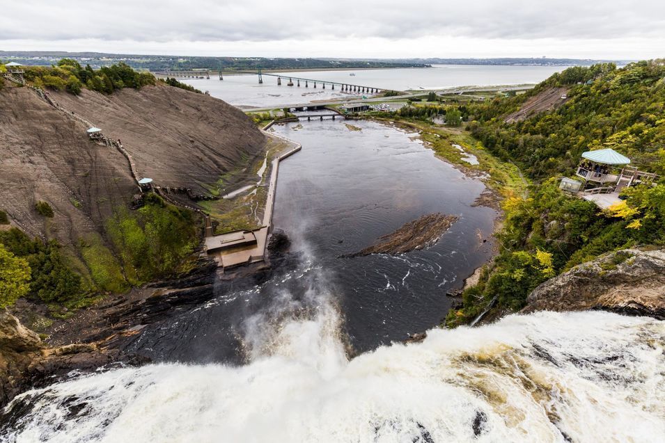 La chute de Montmorency vue d'en haut, depuis le pont