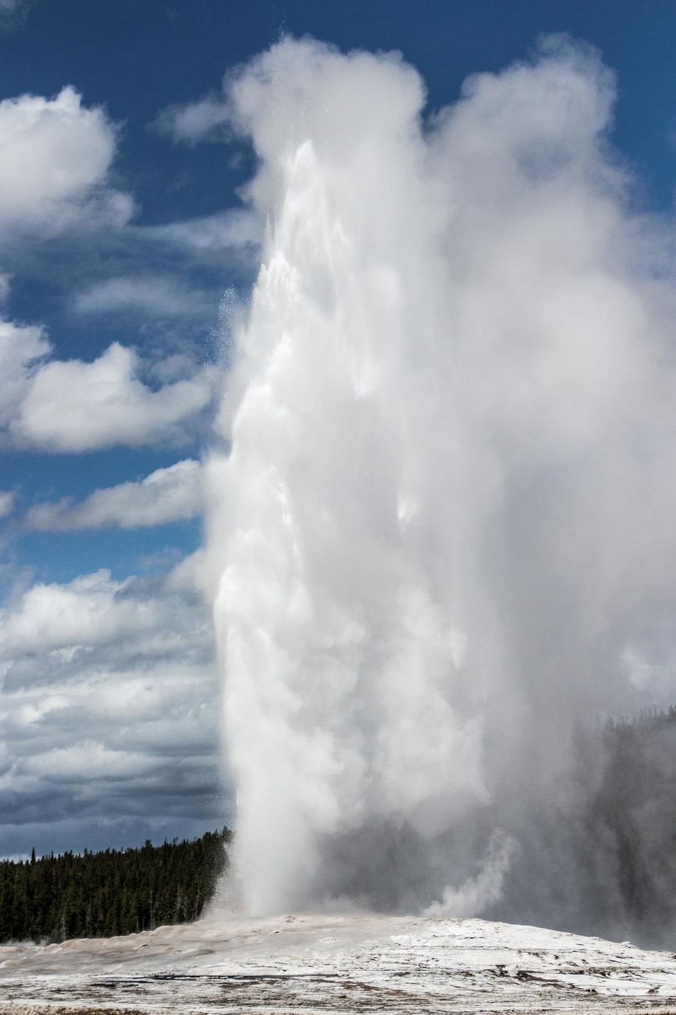 Old Faithful, le vieux fidèle, à Yellowstone